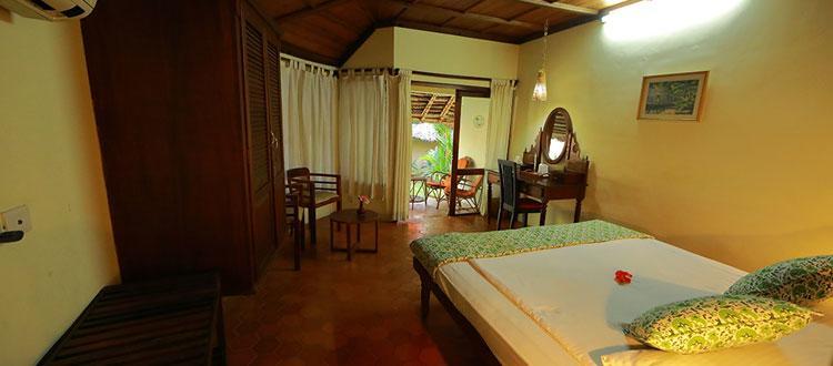 Nikki'S Nest Hotel Vizhinjam Exterior photo